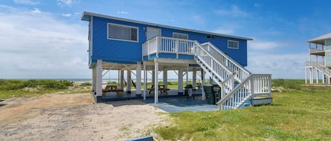 Galveston Vacation Rental | 3BR | 2BA | 1,056 Sq Ft | Stairs to Enter