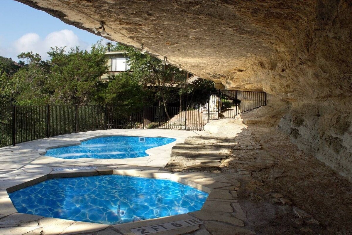 The Treehouse on Lake Travis