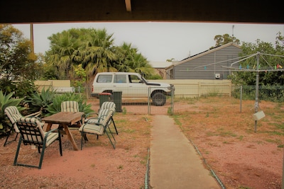 Classic Colonial home, walk to the CBD