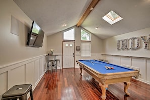 Game Room | Pool Table | Updated Interior | Modern Furnishings