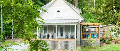 Newly Built Firefly Cottage