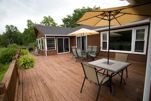 Back deck seating 