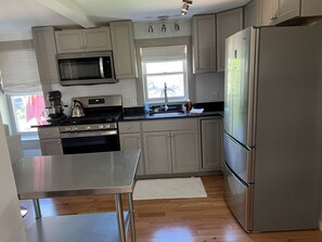 full kitchen