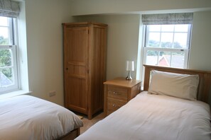 Twin Bedroom