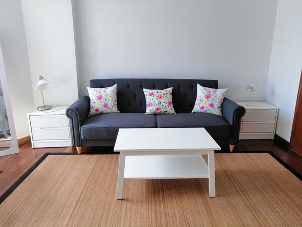 Salon comedior, sofa 
