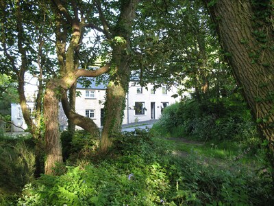 Das Granston House ist ein hübsches Ferienhaus in Abermawr, nicht weit vom Meer und dem Küstenweg entfernt