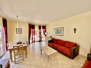 Living Room / Dining Area