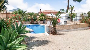Pool area