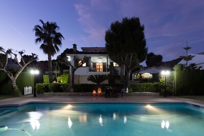 Espectacular villa "El Romaní" con gran piscina privada
