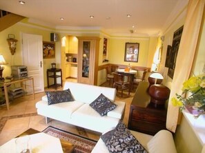 17f "Moosbeere" Wohnzimmer
