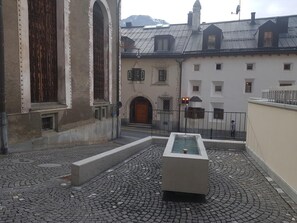 Picture 3
