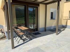 Outdoor patio