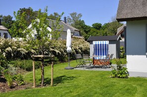 Terrassenplatz mit Strandkorb