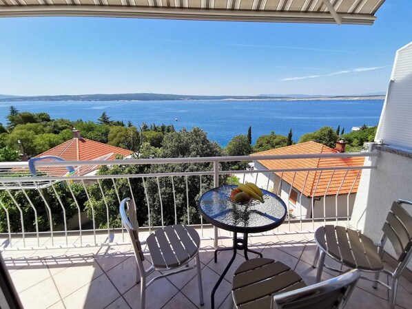 Balcony. with sea view