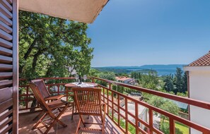 balcony-terrace