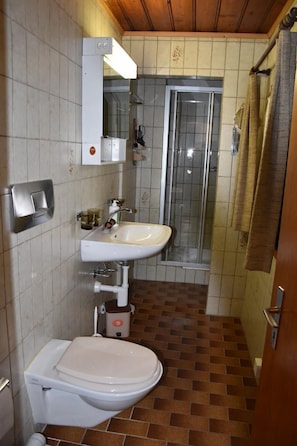 Toilette / Dusche