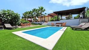 Vue sur piscine