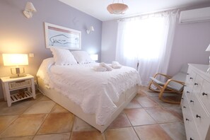 Vacation house AUREILLE Alpilles Provence 4 bedrooms