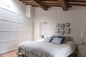 1st upstairs (master) bedroom plus full length wardrobe