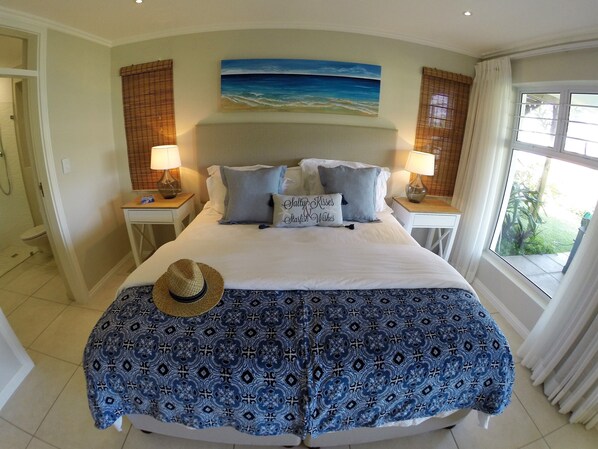 King size extra length, luxurious quality bed. Fall asleep to the ocean melody 