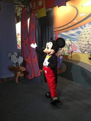 50 miles from Disney entertainment capital of the world.  
