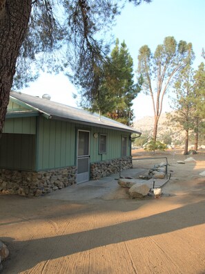 Green Cabin Front