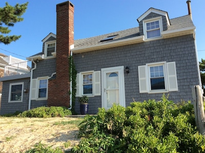 Lavallette Beach home with ocean view steps from the beach