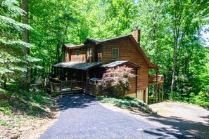 driveway view
