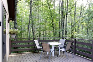 Balcony/Deck! Enjoy your morning cup of coffee surrounded the beautiful outdoors