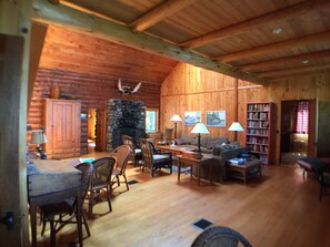 Grat room