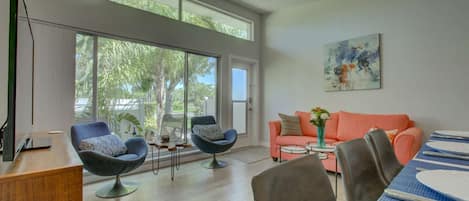 Beautifully updated with a mid-century modern flare!  Walk to Lido Beach!