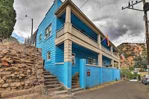 Exterior | Street Parking | Add'l Rentals On-Site