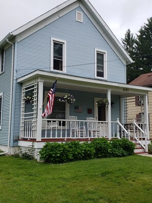 Beautiful corner lot, front porch swing great for relaxing