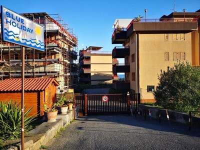 Apartment in Letojanni overlooking the sea