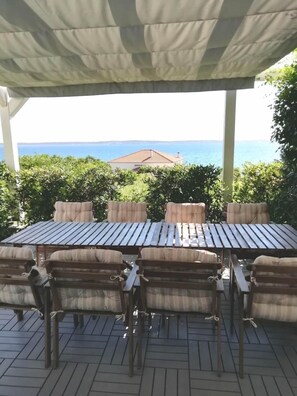 Terrace groundfloor