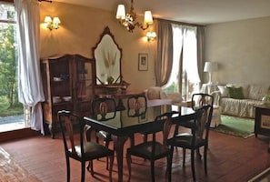 TUSCANY FOREVER RESIDENCE VILLA FELICITA GROUND FLOOR APARTMENT
Boutique holiday rental in Volterra