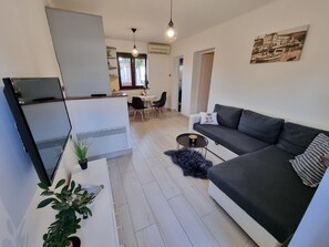 Living area. living room