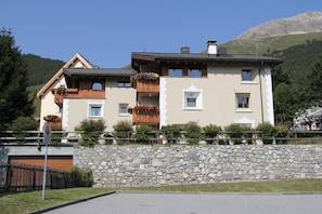 Picture 3