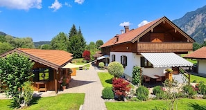 Holiday apartments Hofer in the Zugspitzland