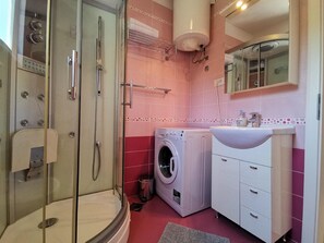 Bad/Dusche