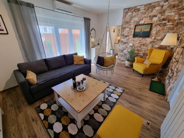 Living area. living room