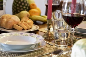 Enjoy tuscan food & wine