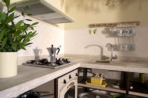 TUSCANY FOREVER
Ground floor 2 bedrooms perfect accommodation for family.Few steps to swimming pool