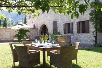 Casa San Martino - Rustico tranquilo con piscina (4 + 3 personas) y un gran jardín