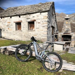 Casi Hütte Mountain Bike