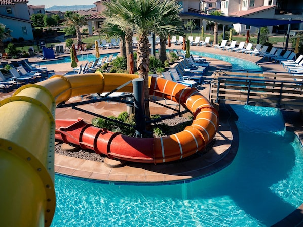 Come enjoy the INCREDIBLE resort amenities during your stay!