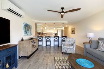 Book your Beach vacation, and stay at beautiful oceanview Kamaole Sands 2-206