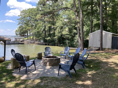 Lake Front Home with Private Boat dock, Swimming Pier!