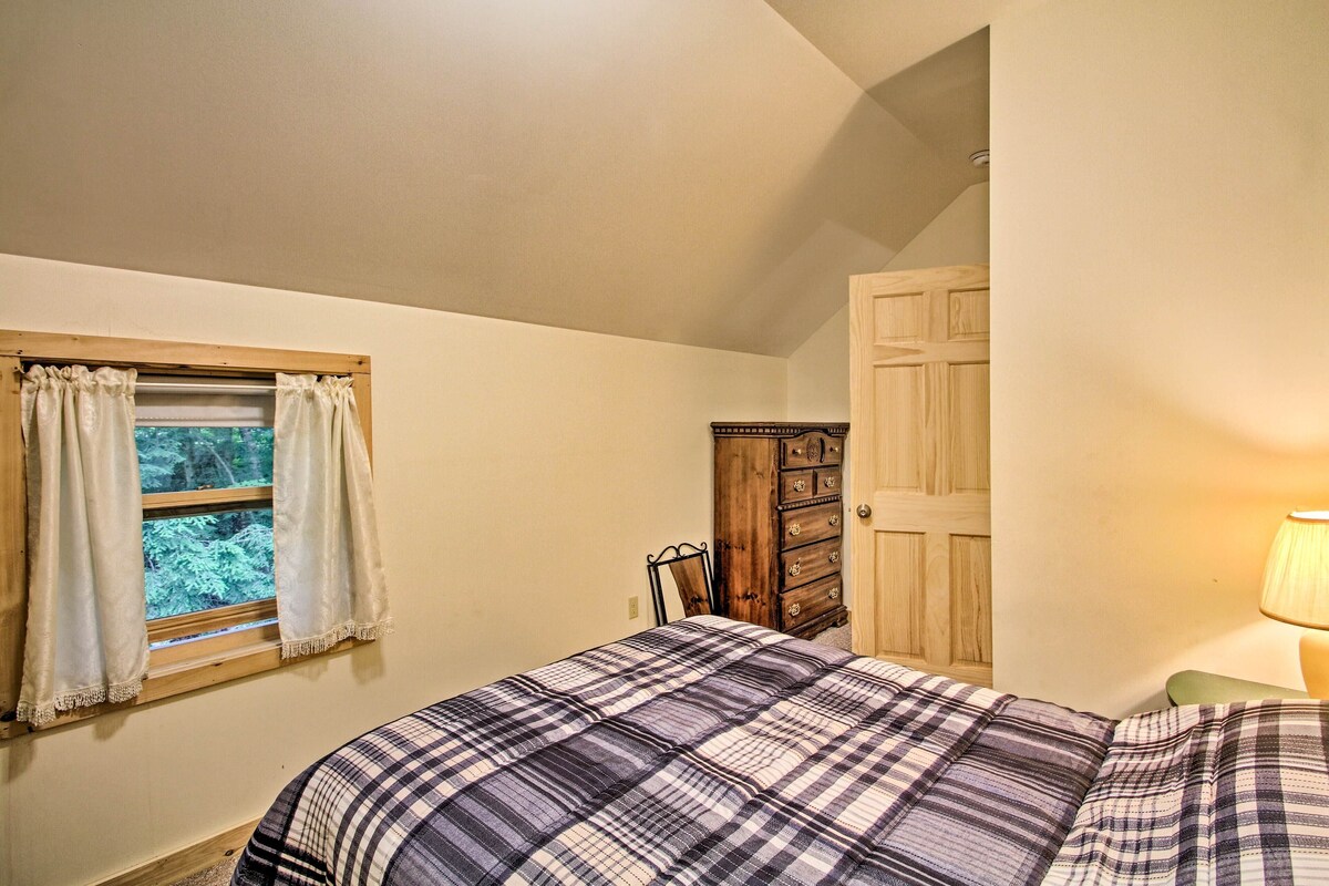 Waterfront Rumney Cabin w/Stinson Lake Access