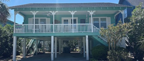 Welcome to Summer House 180!